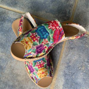 New Reef Open Toe Espadrille Style Women's Sandal